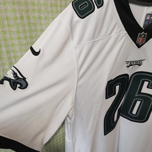 Saquon Barkley Philadelphia Eagles No 26 Jersey - Picture 3 of 12
